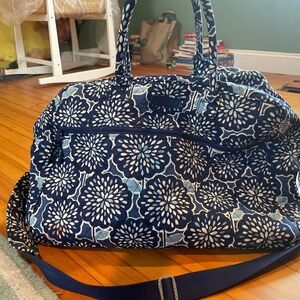 Vera Bradley travel Bag